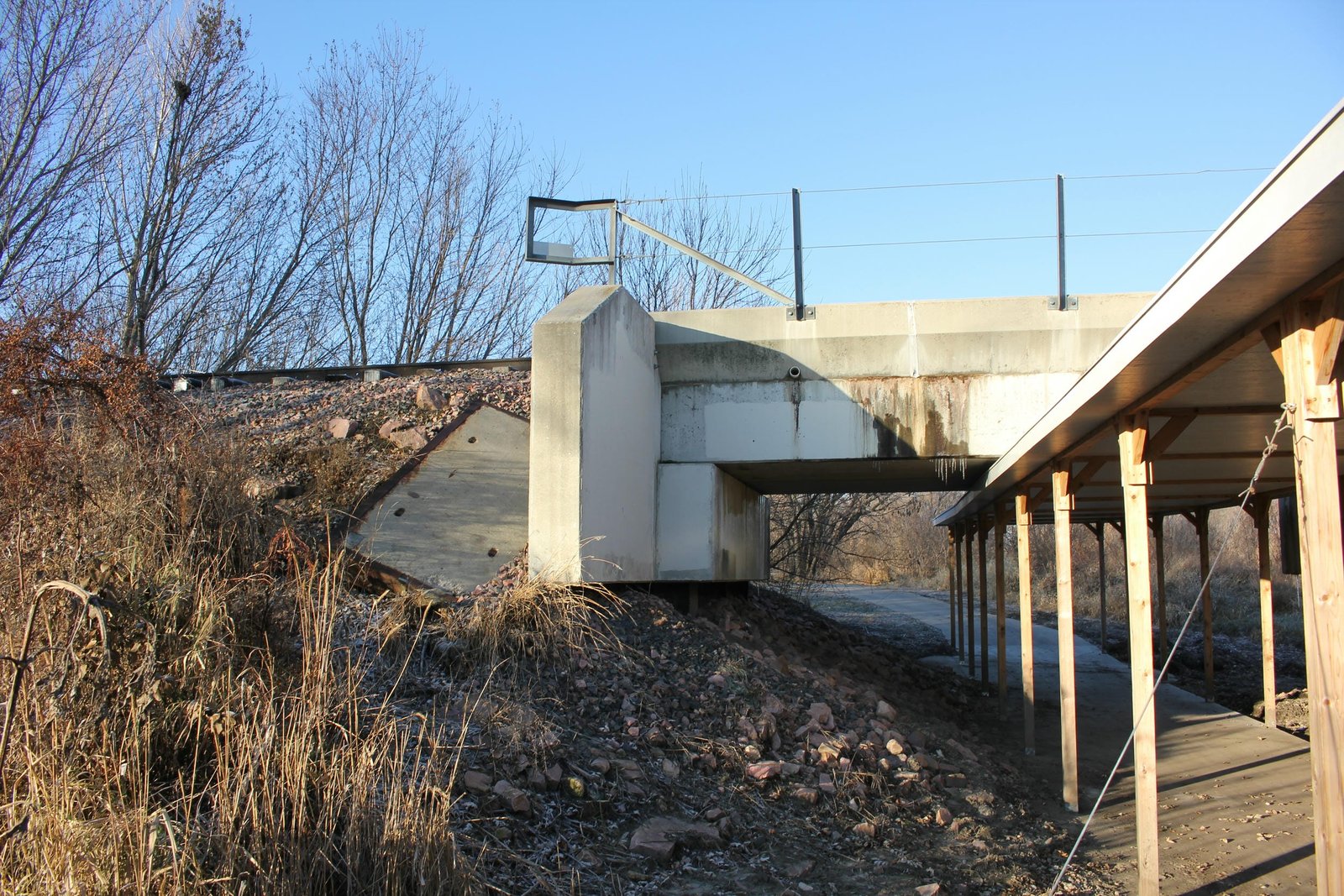 South abutment